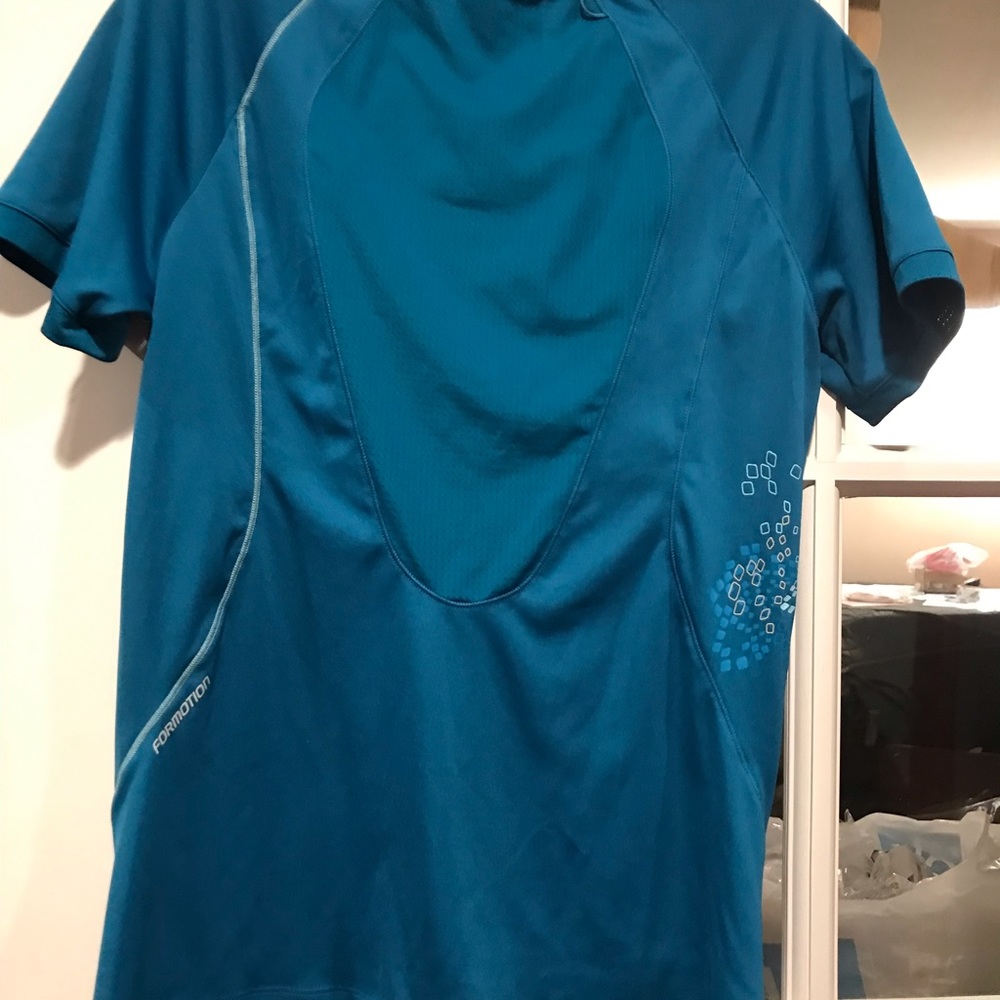 Adidas top - Picture 2 of 3